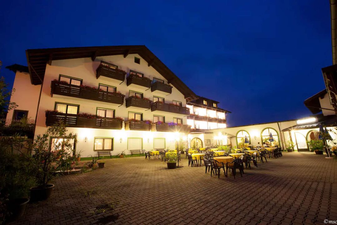 Anreise und Hotel