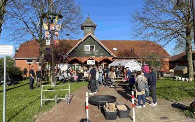 Maibaum aufstellen